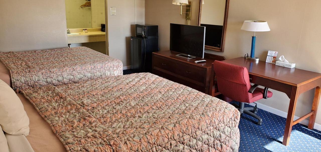 Brooks Motel Norton Esterno foto